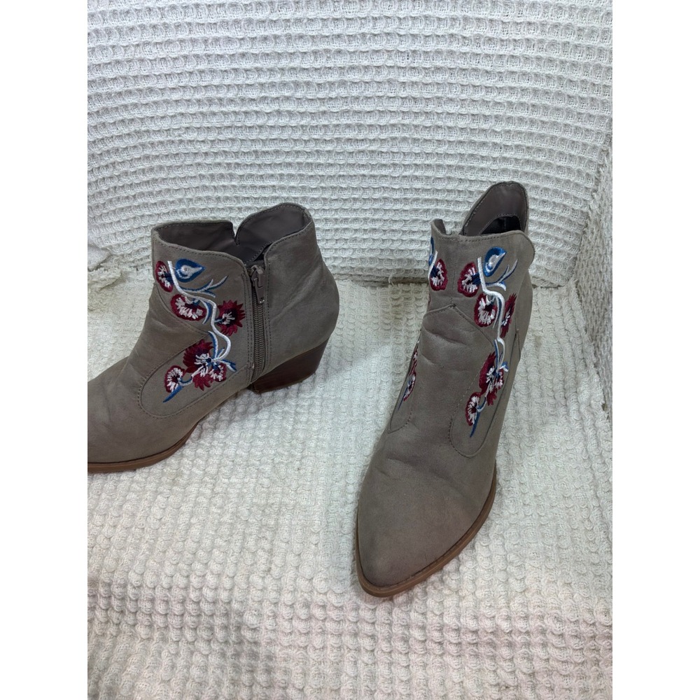 Boho Womens Carlos by Carlos Santana Embroidered Ankle Boots 8.5 Taupe